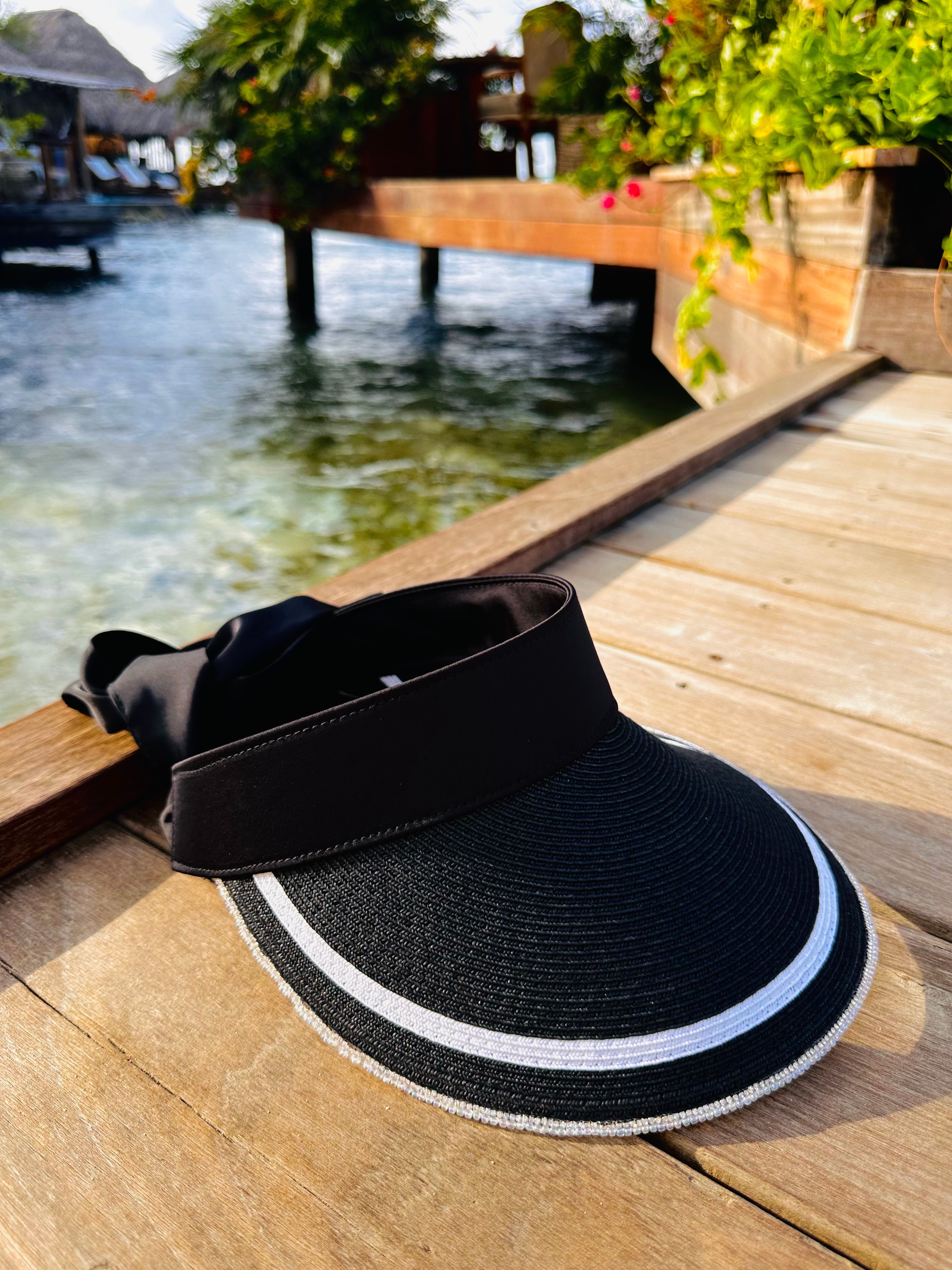 Chic Visor Sun Blocker Hat (Black) - OMG Swim