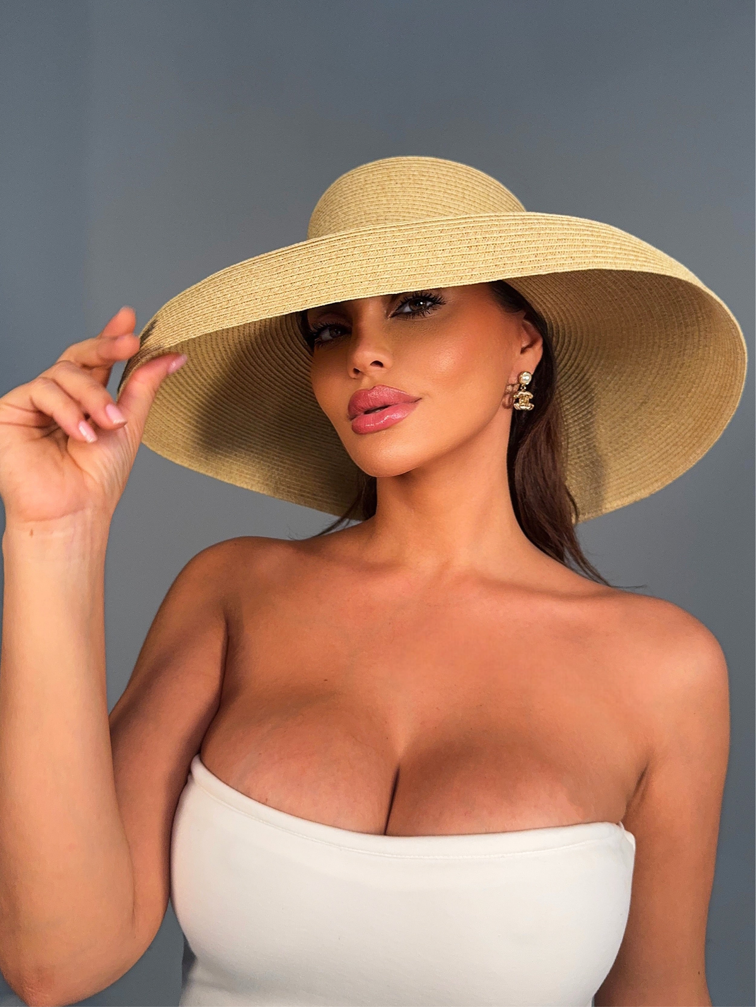 Rich B*tch Energy Hat (Beige)