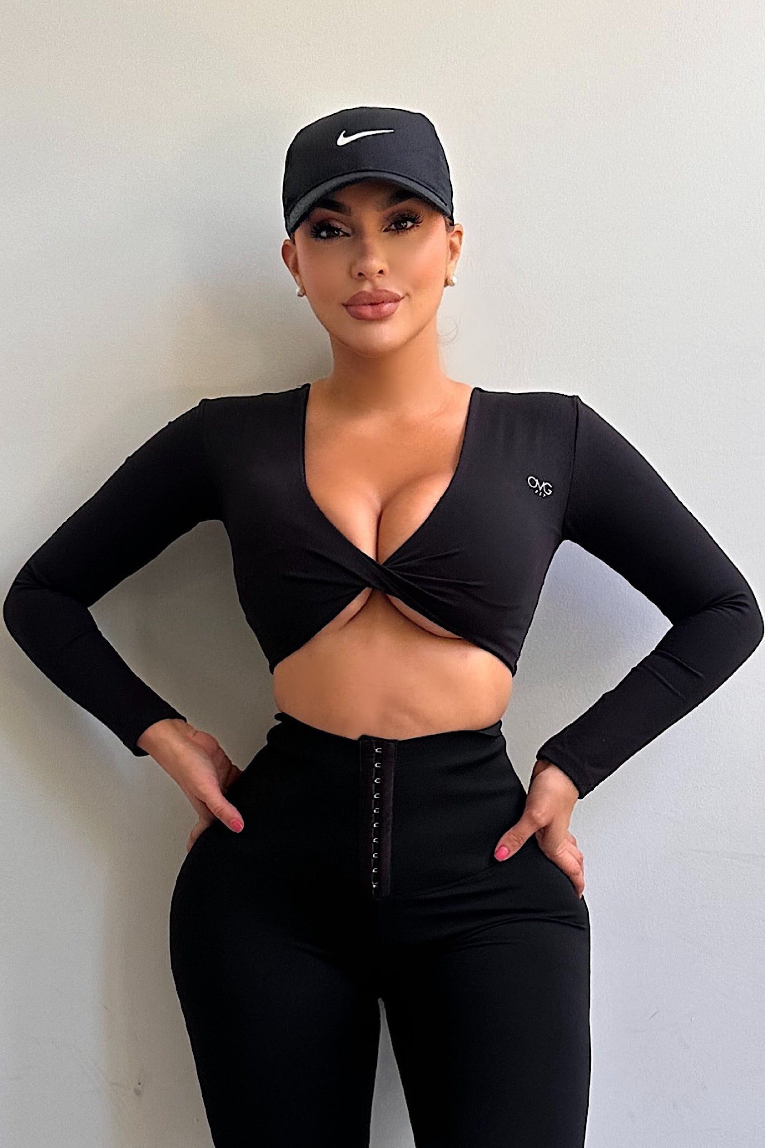 Flexing Fitwear Crop Top (Black) - OMG Swim