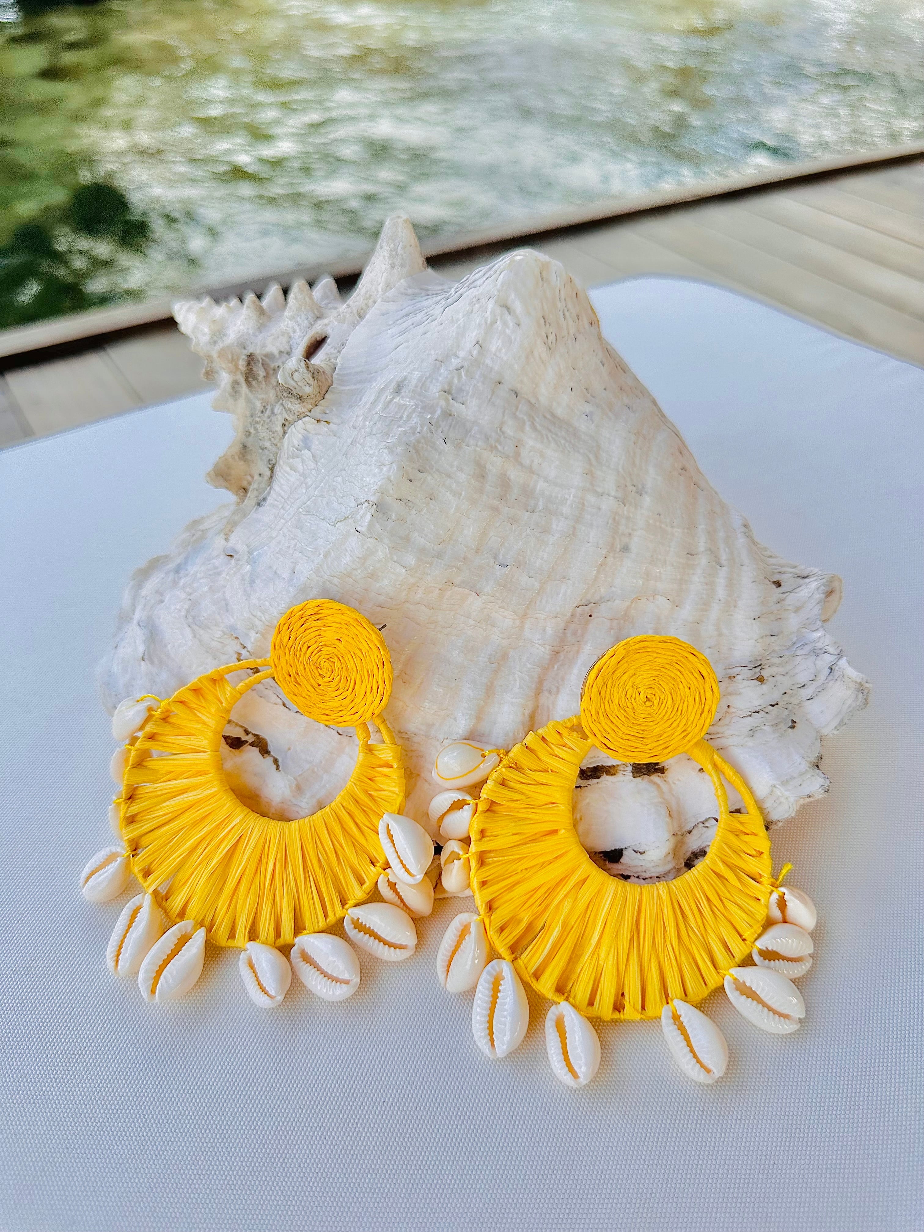 Seashells Earrings (Yellow) - OMG Swim